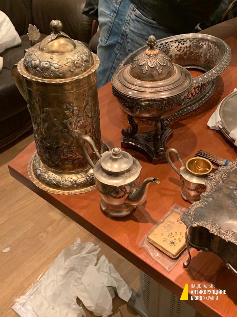 На Печерске найден тайник с драгоценностями судьи Вовка 3 170233186 5529283643778553 7326690288882132853 n