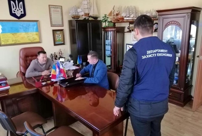 Мэр Могилева-Подольского подозревается во взяточничестве 1 24398468