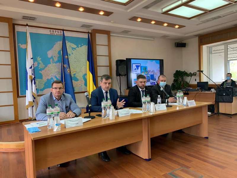"Укрзализныця" выгнала домашнего тирана 2 5ecd22f1e2507