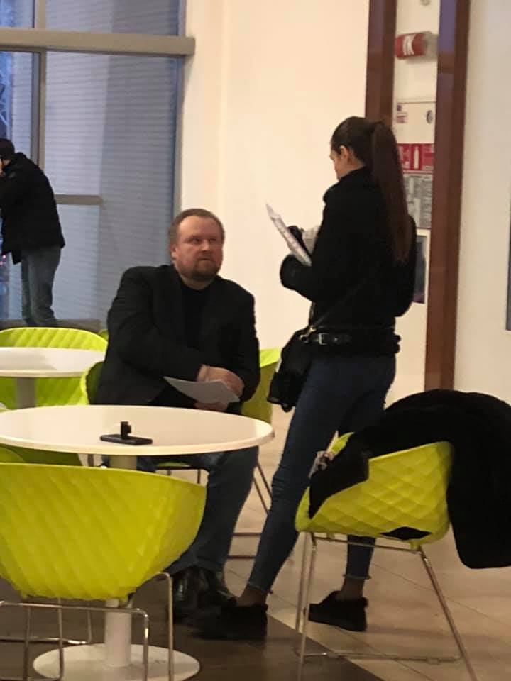 В Киеве задержаны мошенники, торговавшие местами в избирательном списке "Слуги народа" 1 77280584 3384561698243883 1343654516821590016 n