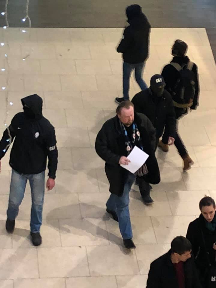 В Киеве задержаны мошенники, торговавшие местами в избирательном списке "Слуги народа" 2 78731209 3384561714910548 8525779003347304448 n