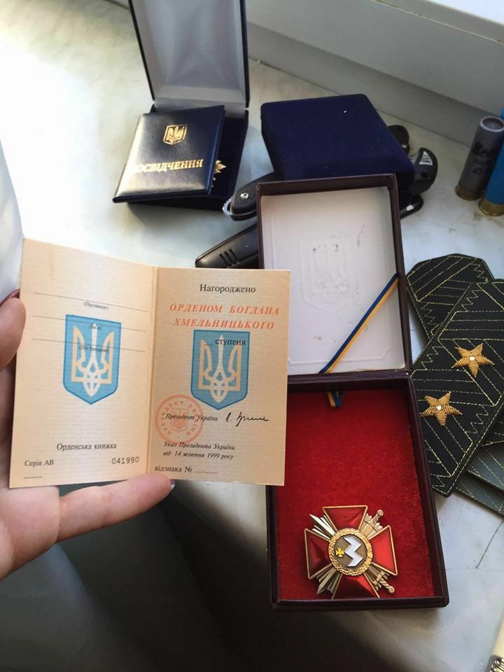 В Киеве фальшивые генералы раздавали липовые должности за тысячи долларов 3 luzz3 1