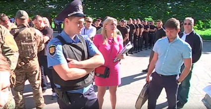Устали отбиваться: Хорольский завод детского питания снова взбудоражили российские рейдеры – Сажинов и Малофеев 2 medium horrollll html m24e989b8