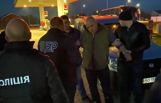 На взятке попался главный лесник Закарпатья 2 p 2168209 1 slidertop2
