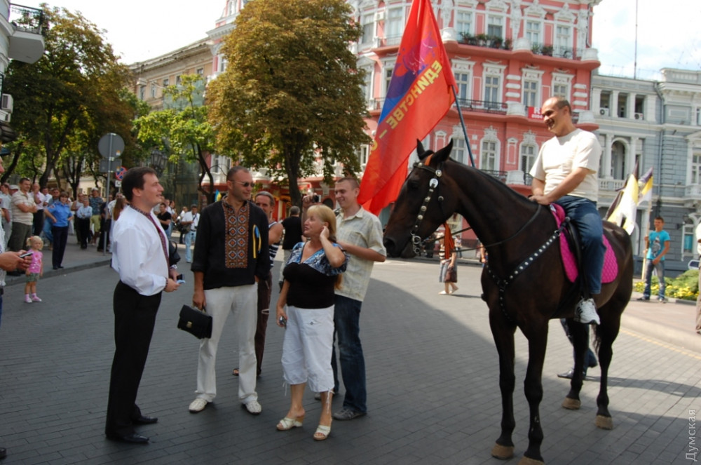 В Одессе в перестрелке с полицией убит член "партии Сталина" (дополнено) 1 picturepicture 151637243531071455210230 65717