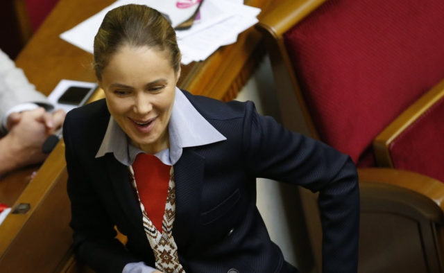 Ахметов в сухом остатке Порошенко 2 unian 674690 e1494617204347 640x394 1