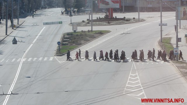 Янукович сорвал похороны в Виннице 1 vizit prezidenta 2013 04